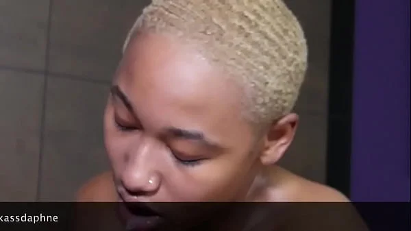 Daphne Takes Cumshot